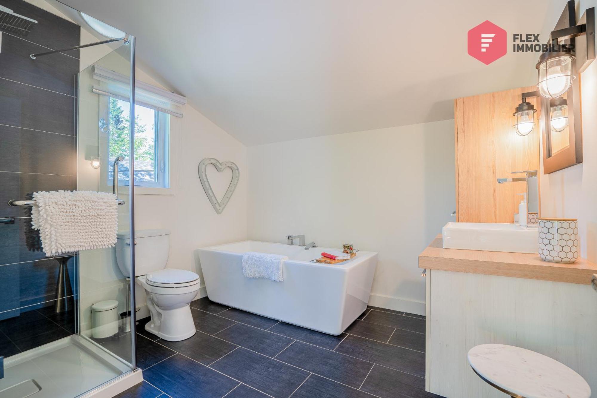 Casa Ibericos In Portneuf / Spa Pool Sauna Trails Pont-Rouge Bagian luar foto